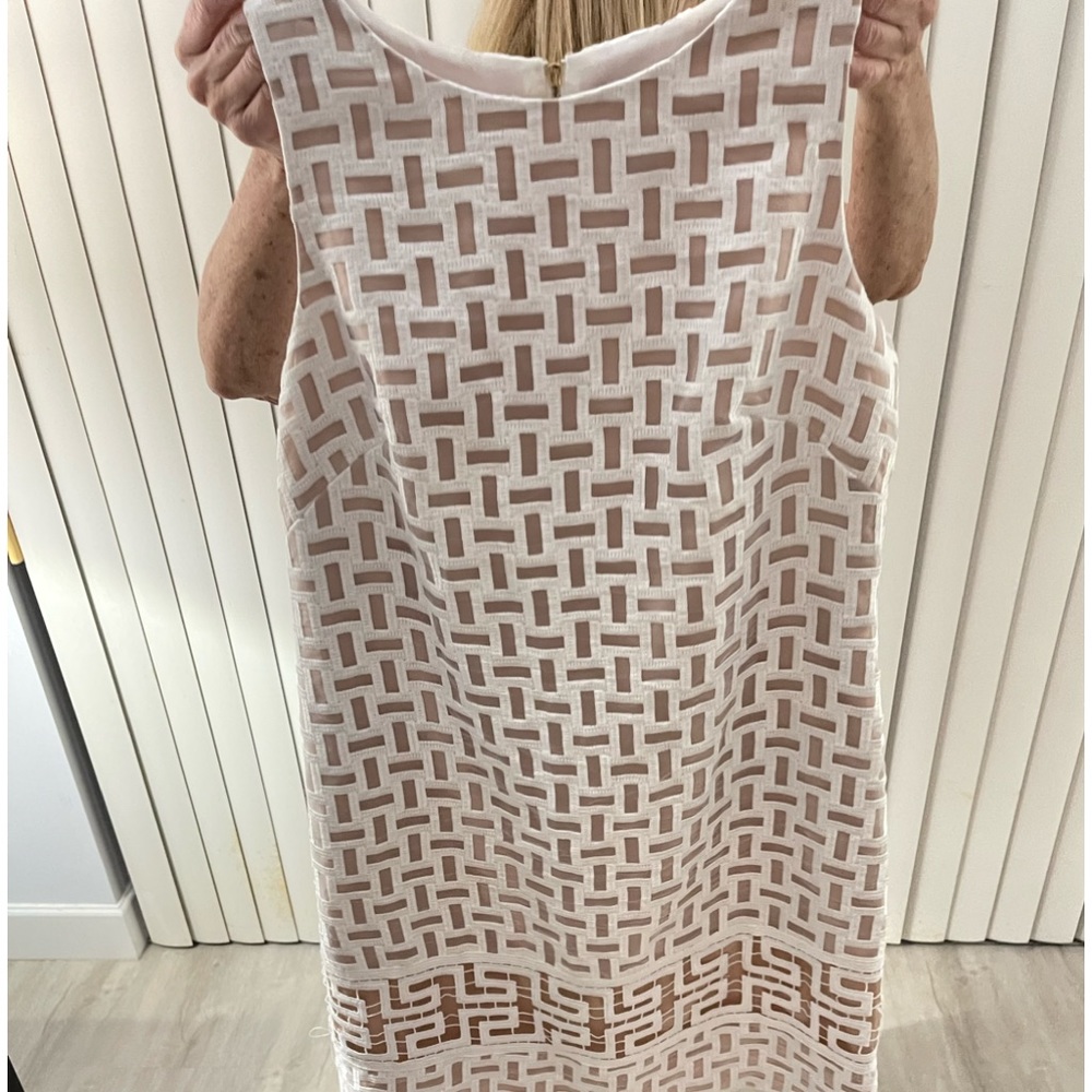 cutout with lining dress.